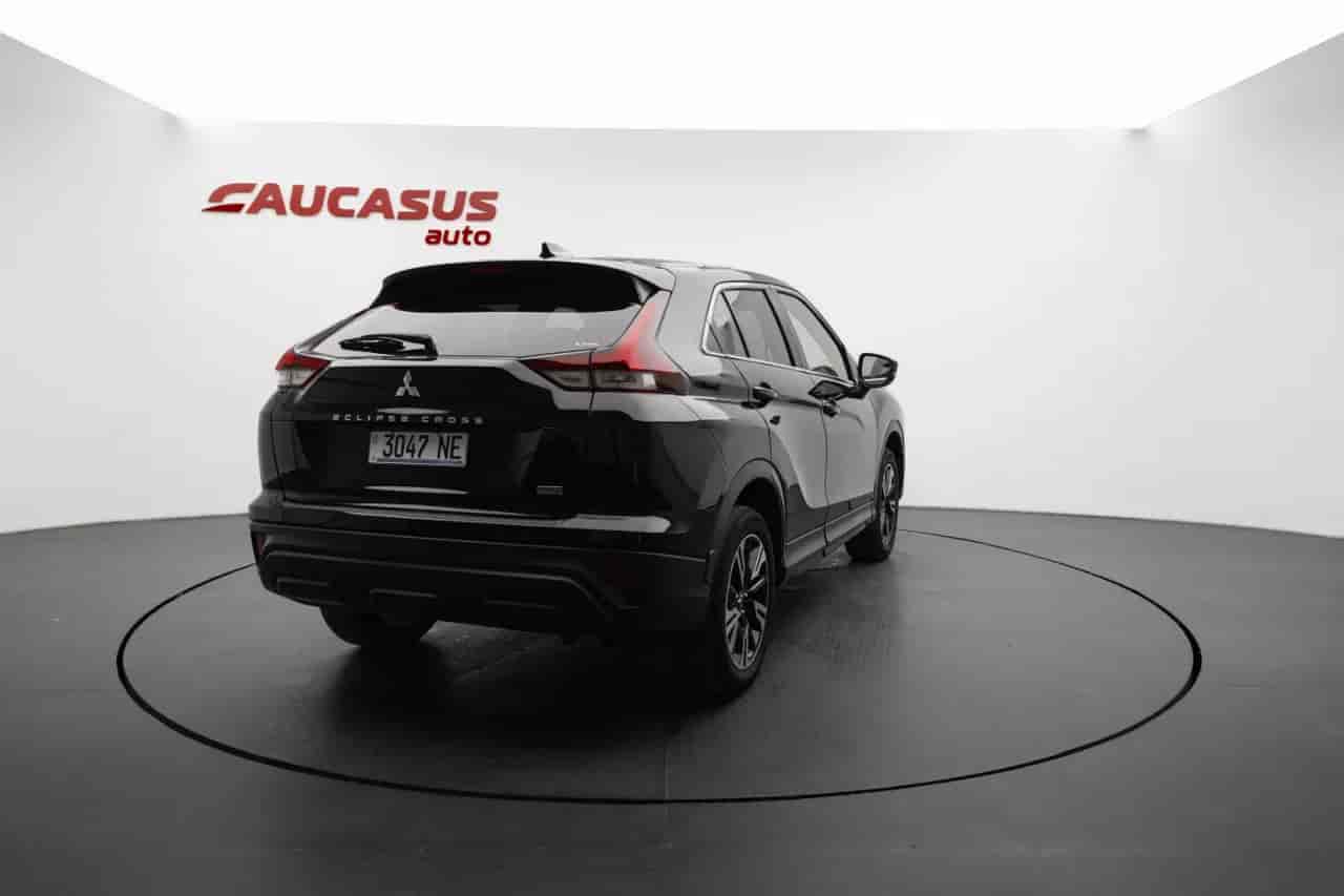 MITSUBISHI Eclipse Cross - 4