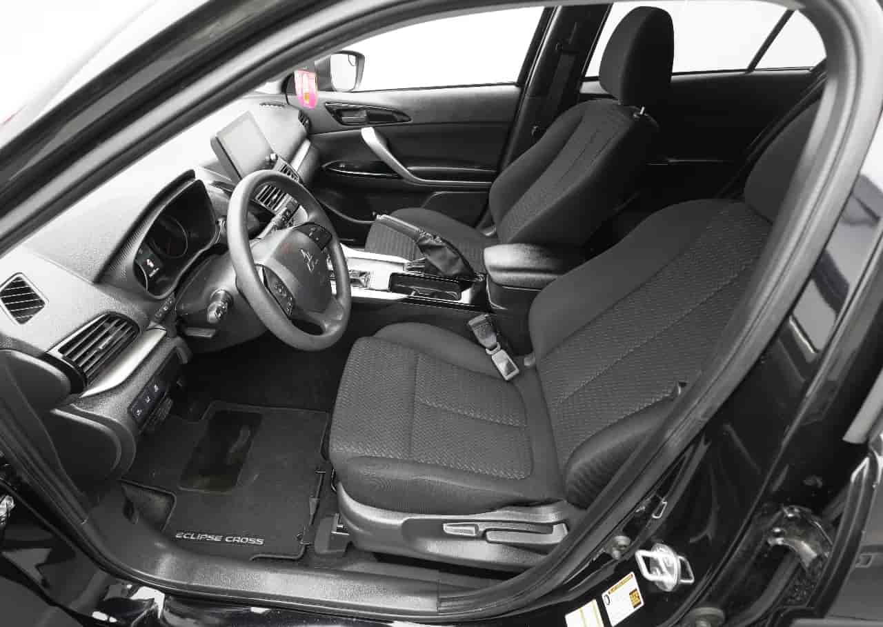 MITSUBISHI Eclipse Cross - 10