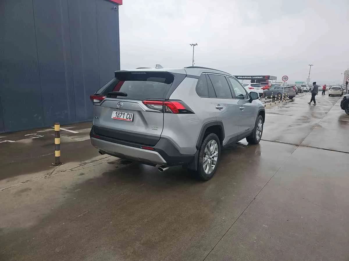 TOYOTA RAV4 - 4