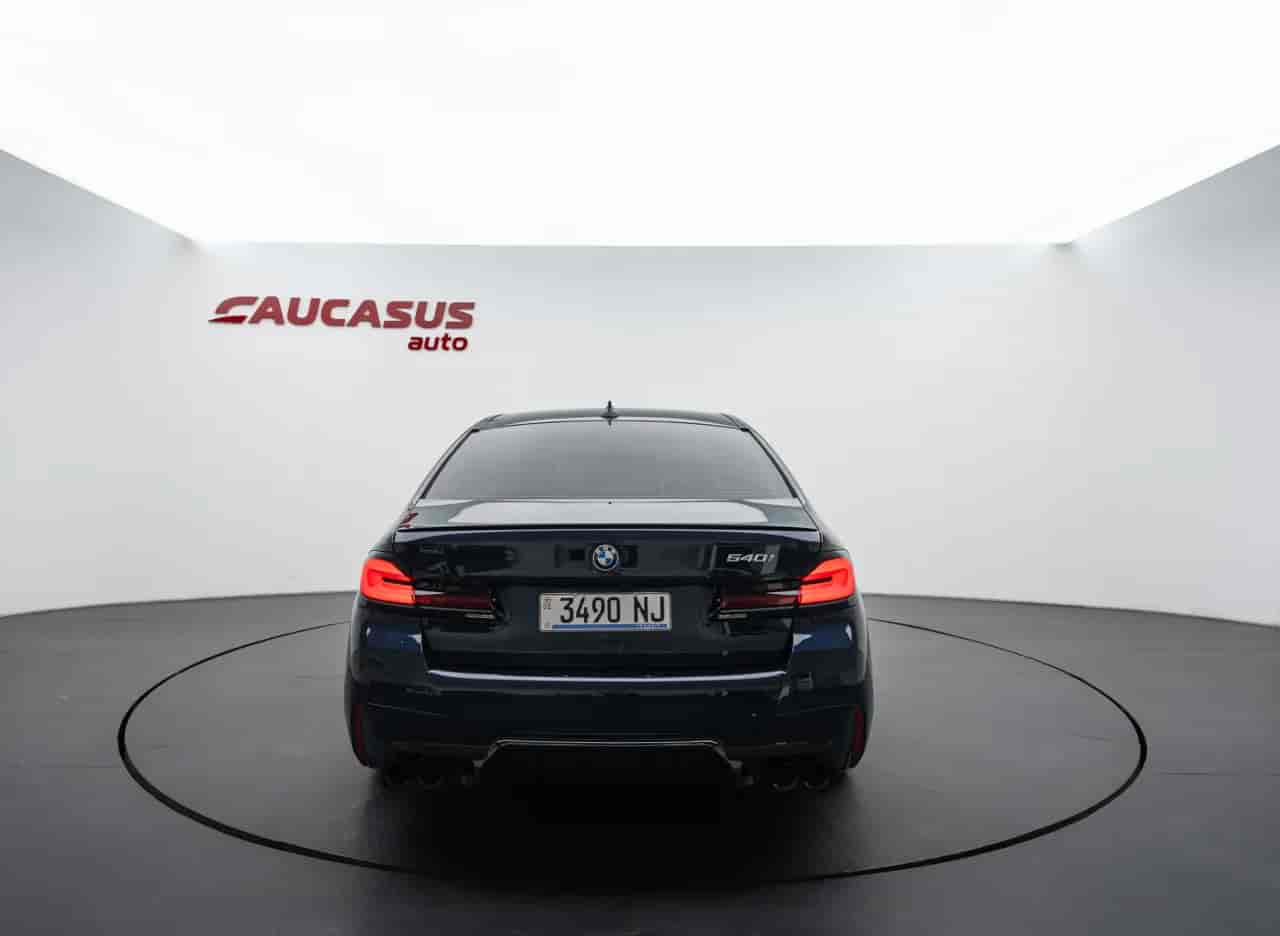 BMW 540i - 5