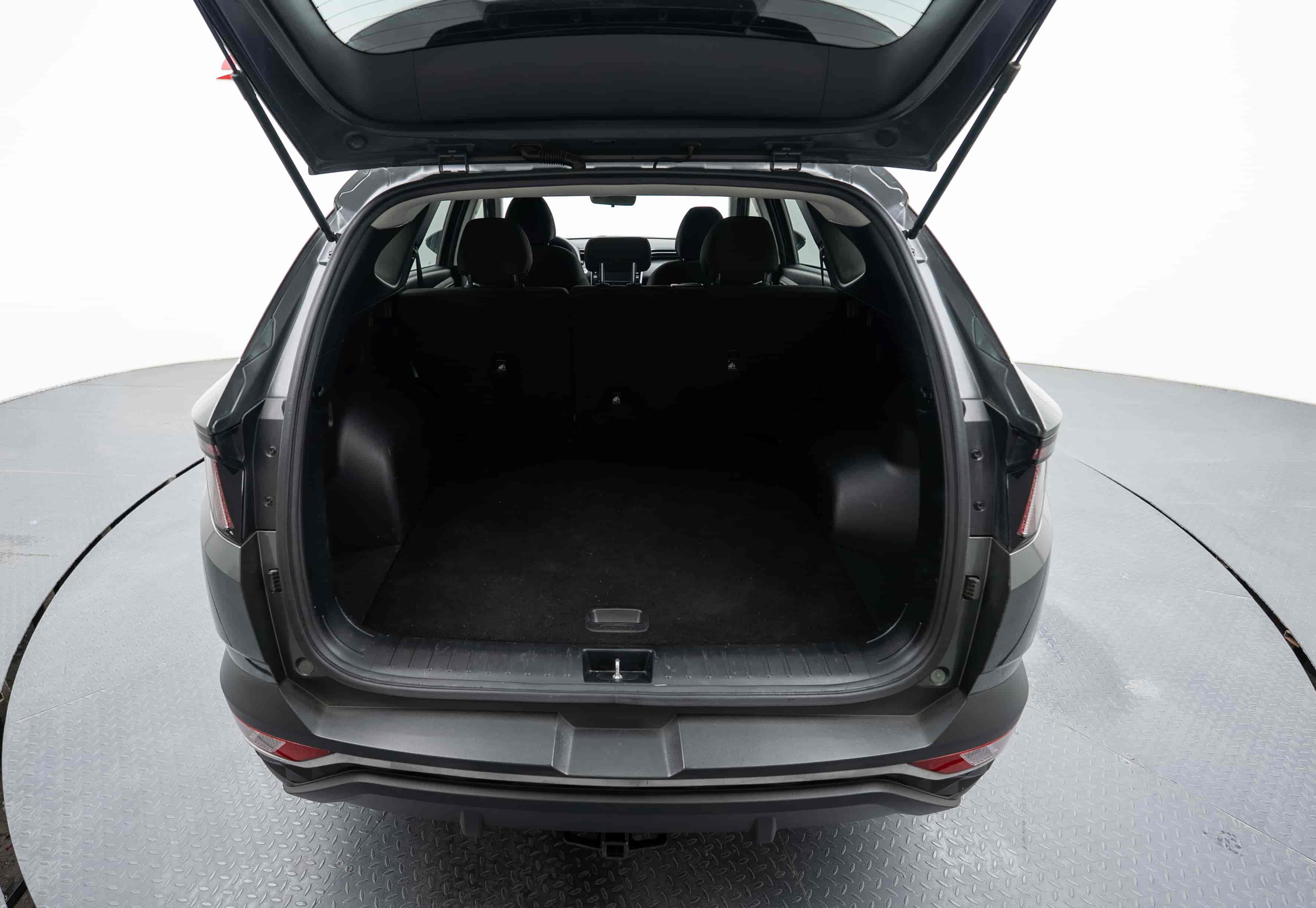 HYUNDAI Tucson - 7