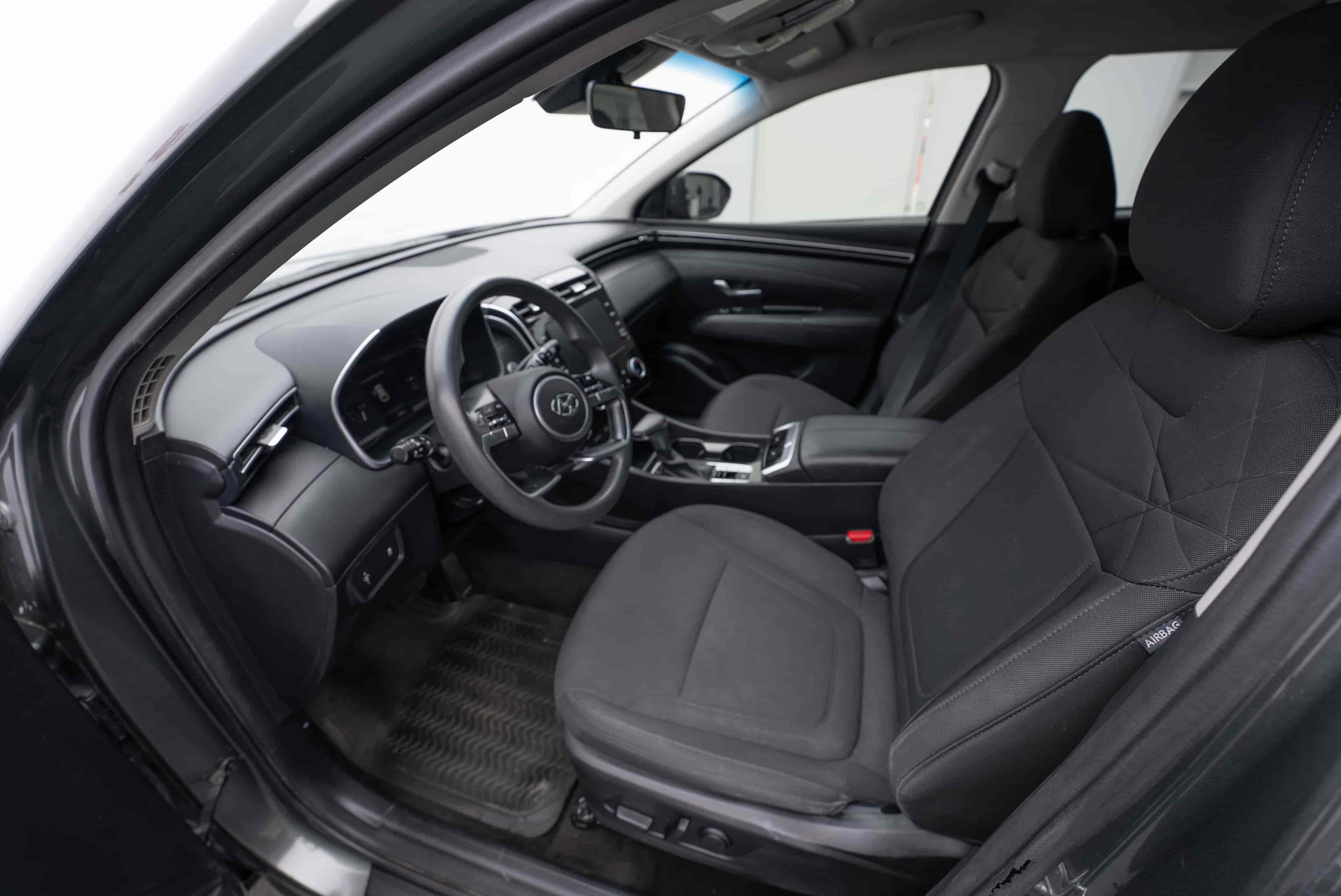HYUNDAI Tucson - 10