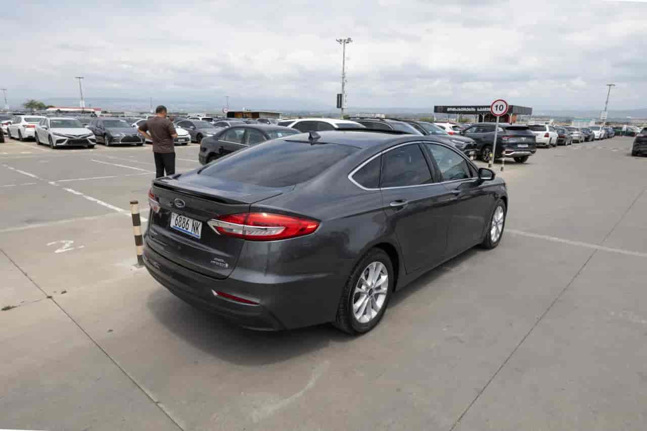 FORD Fusion - 4