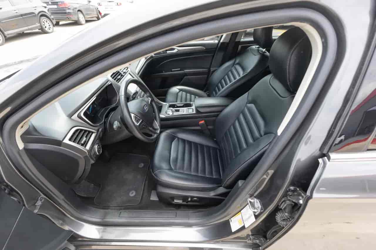 FORD Fusion - 7