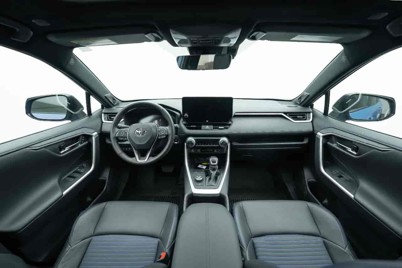 TOYOTA RAV4 - 9