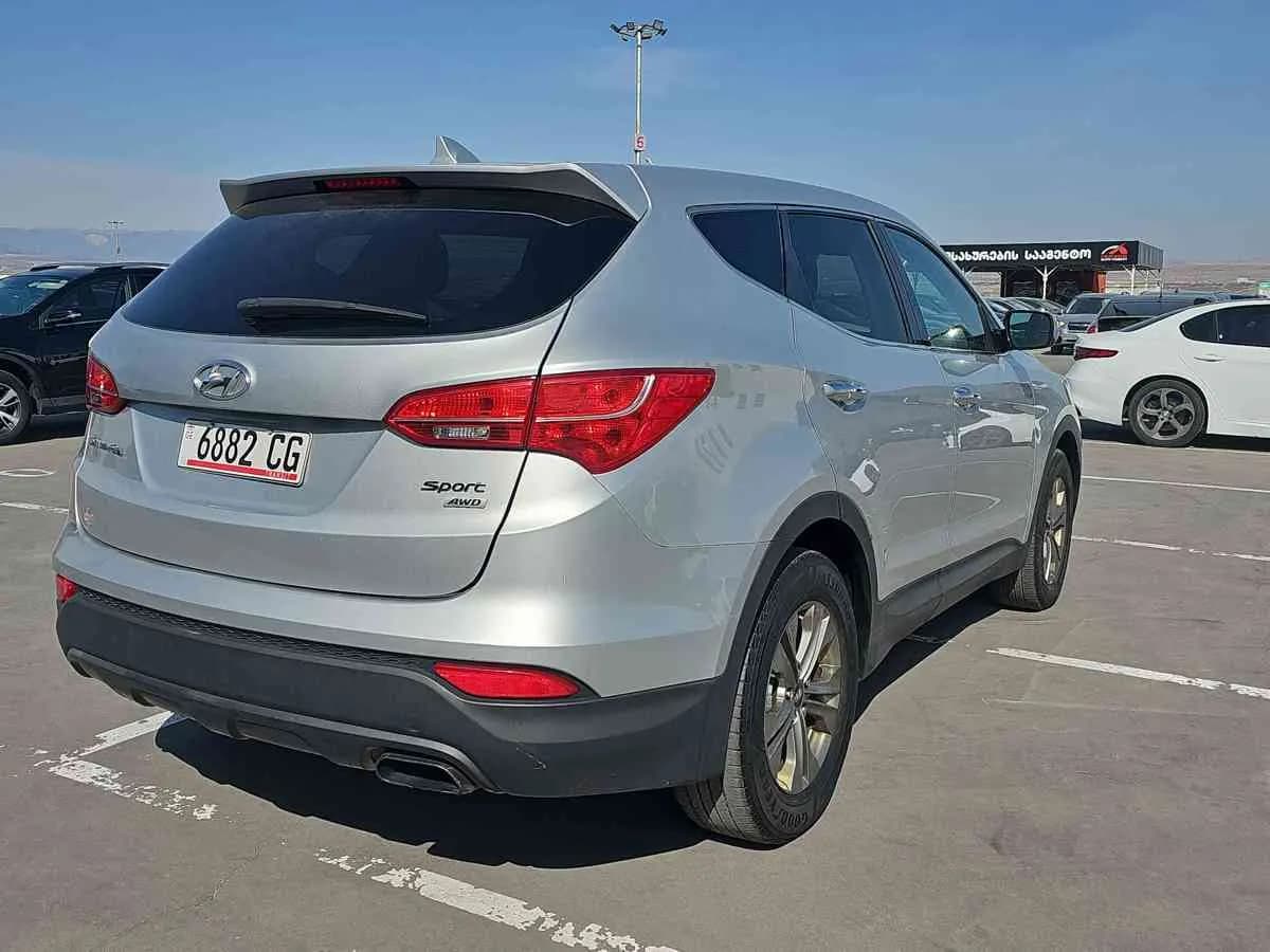 HYUNDAI Santa Fe Sport - 4