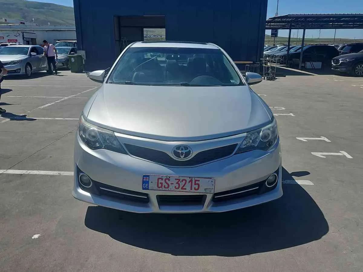 TOYOTA Camry - 2