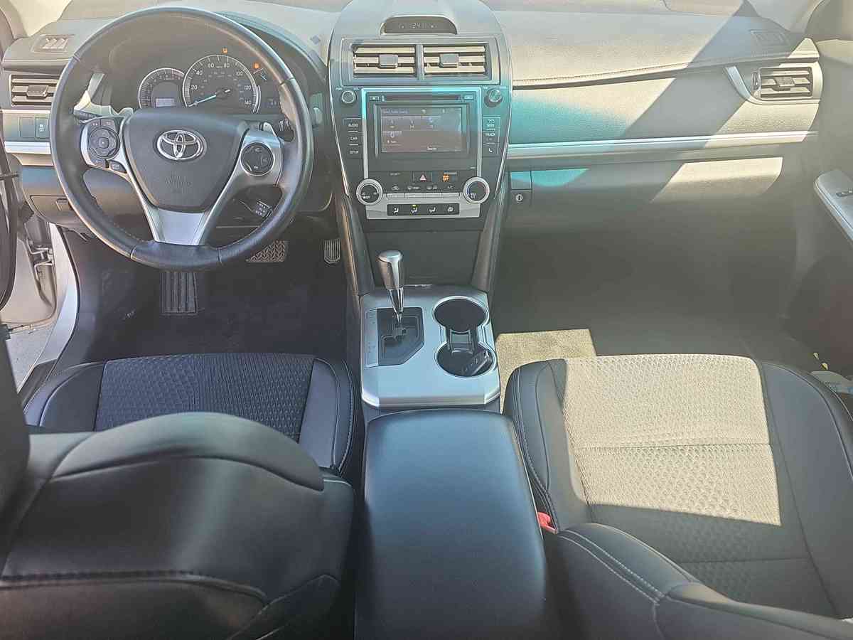 TOYOTA Camry - 8
