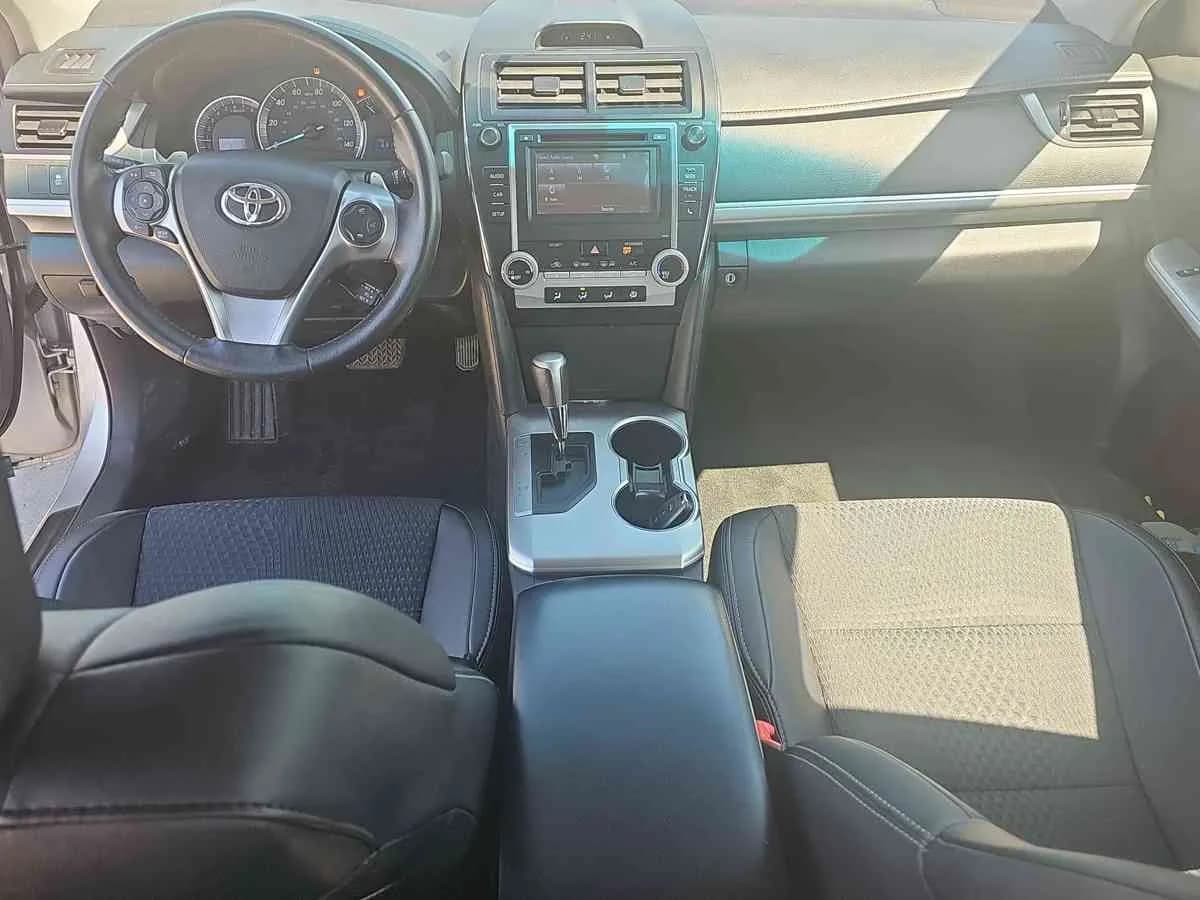 TOYOTA Camry - 8