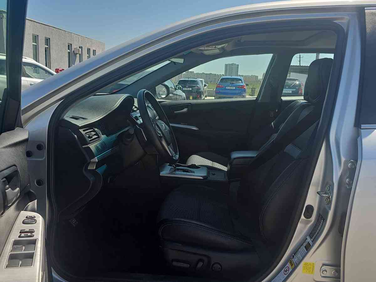 TOYOTA Camry - 9