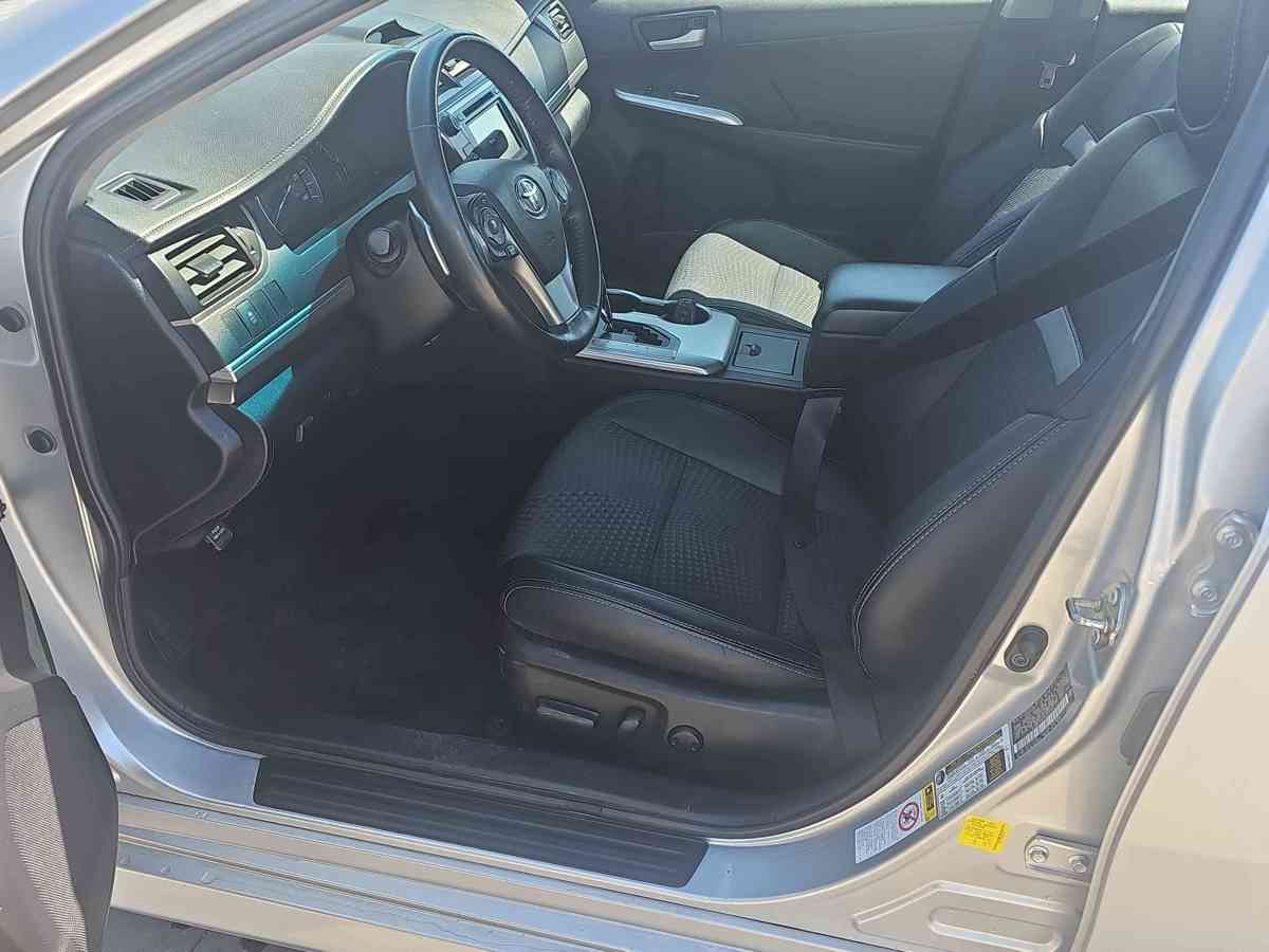 TOYOTA Camry - 10