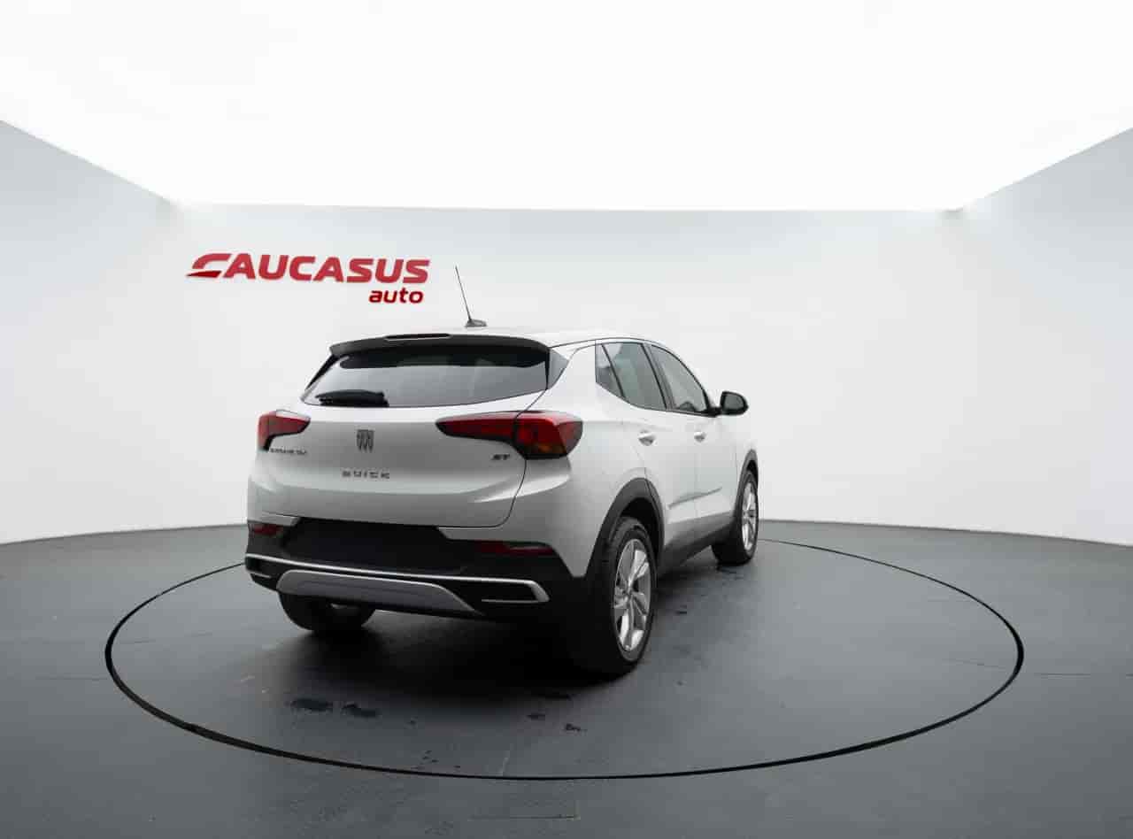 BUICK Encore GX - 4