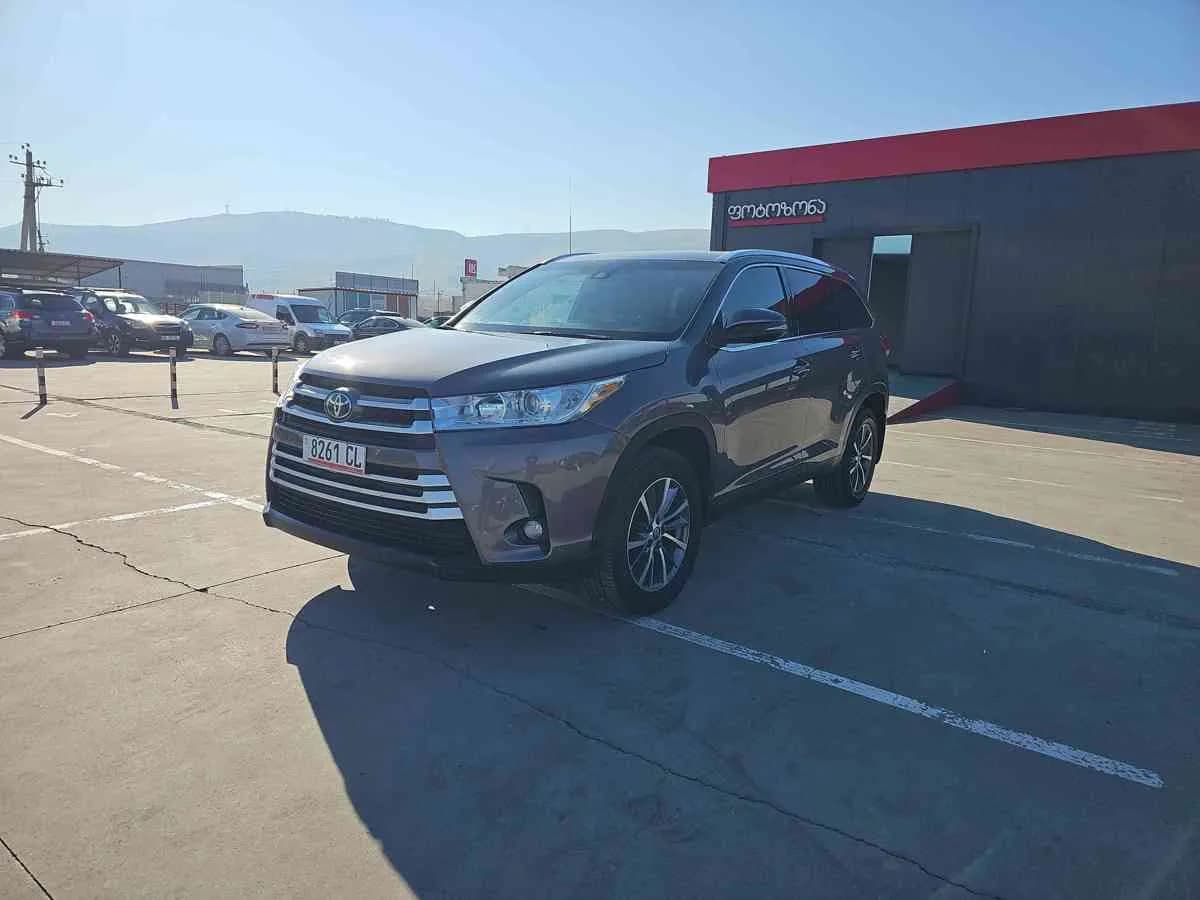 TOYOTA Highlander - 1