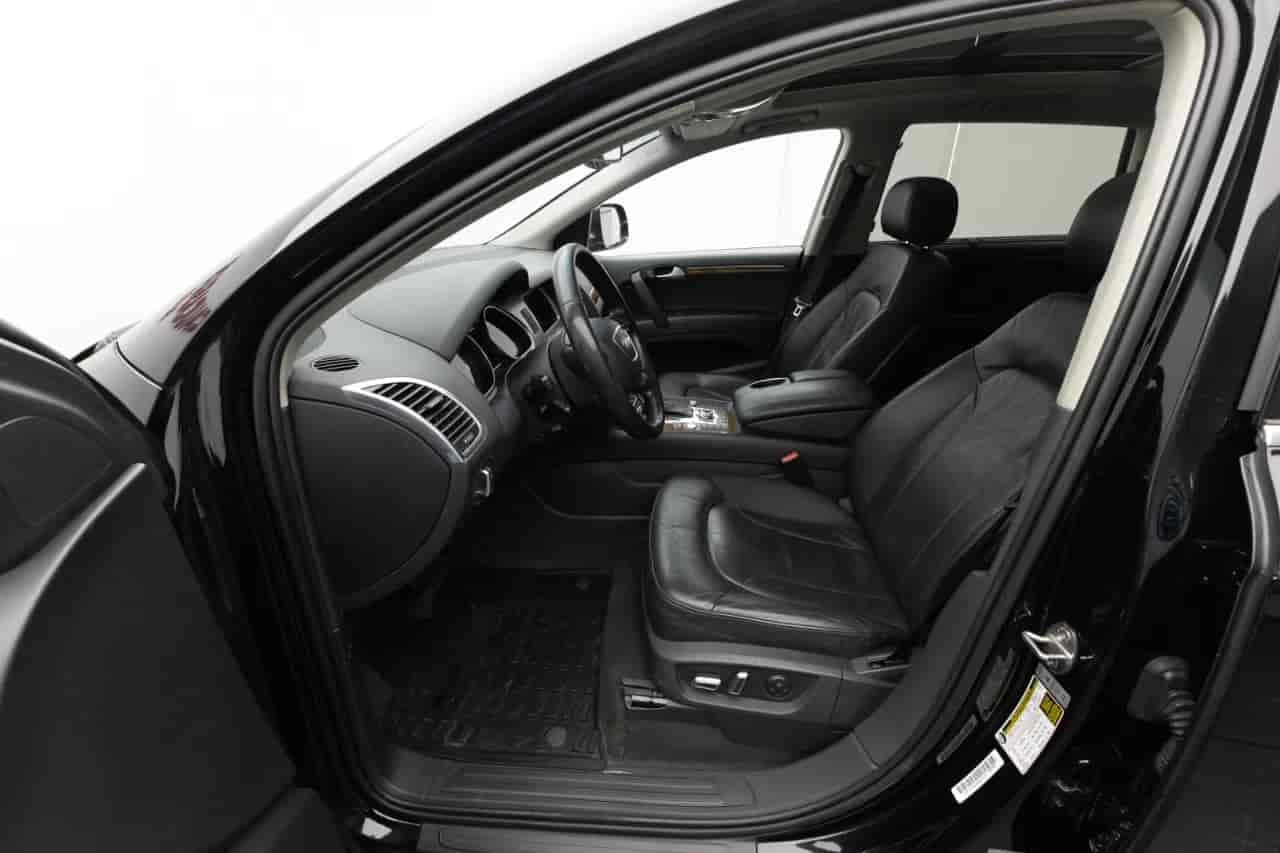 AUDI Q7 - 10