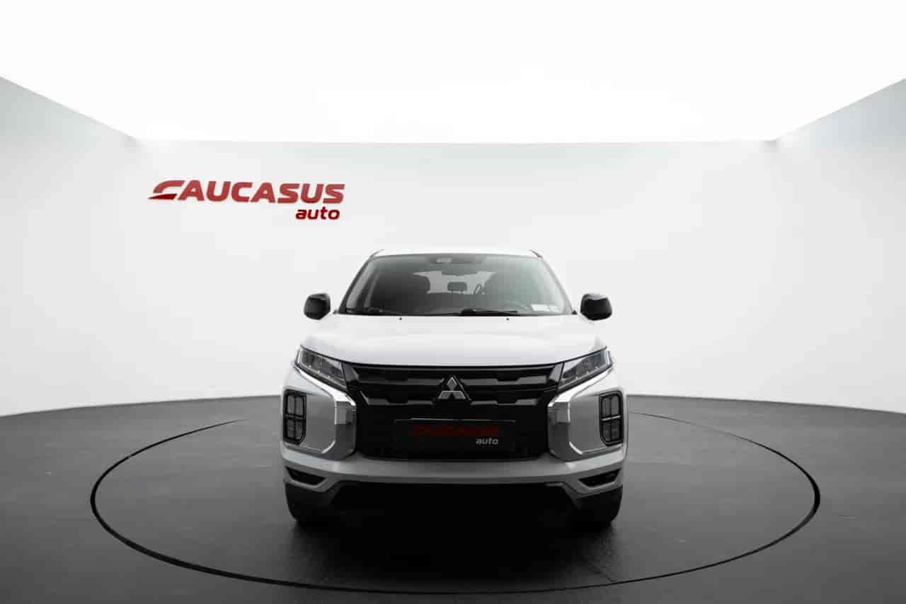 MITSUBISHI Outlander Sport - 2