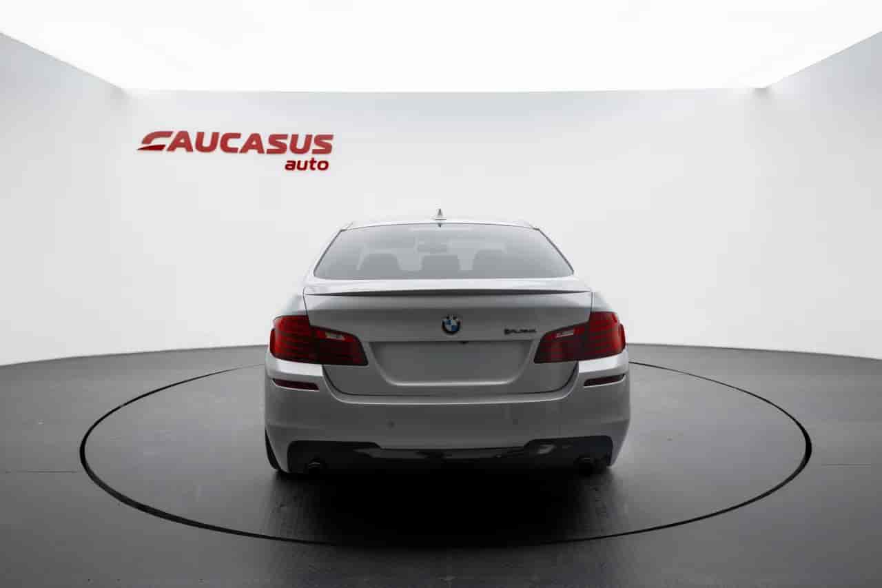 BMW 5-Series - 5
