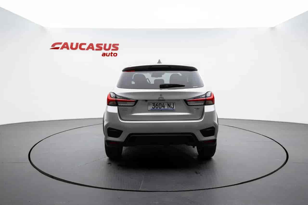 MITSUBISHI Outlander Sport - 5