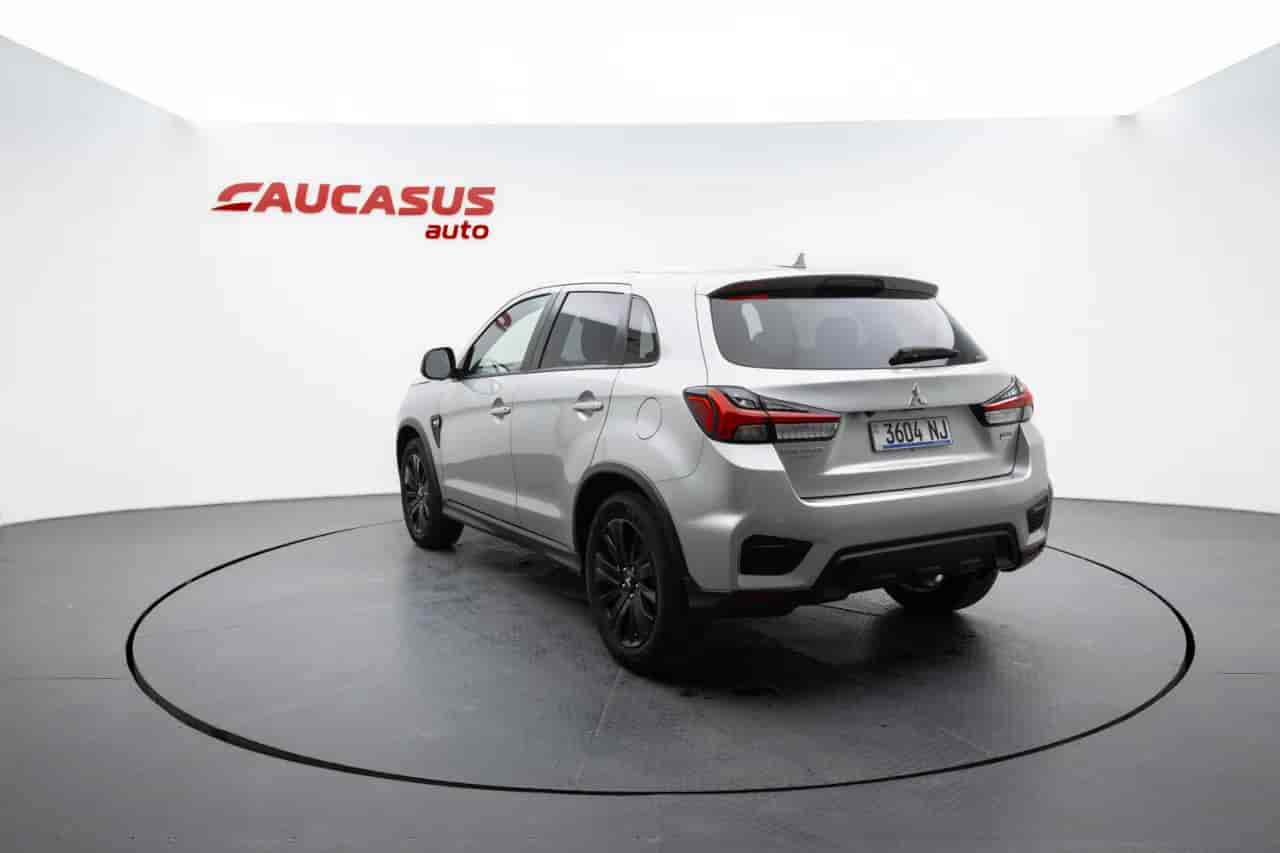 MITSUBISHI Outlander Sport - 6