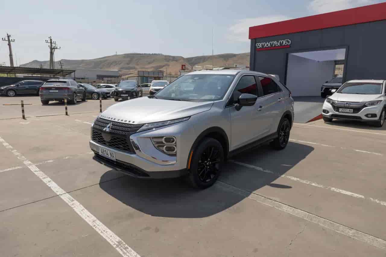 MITSUBISHI Eclipse Cross - 1