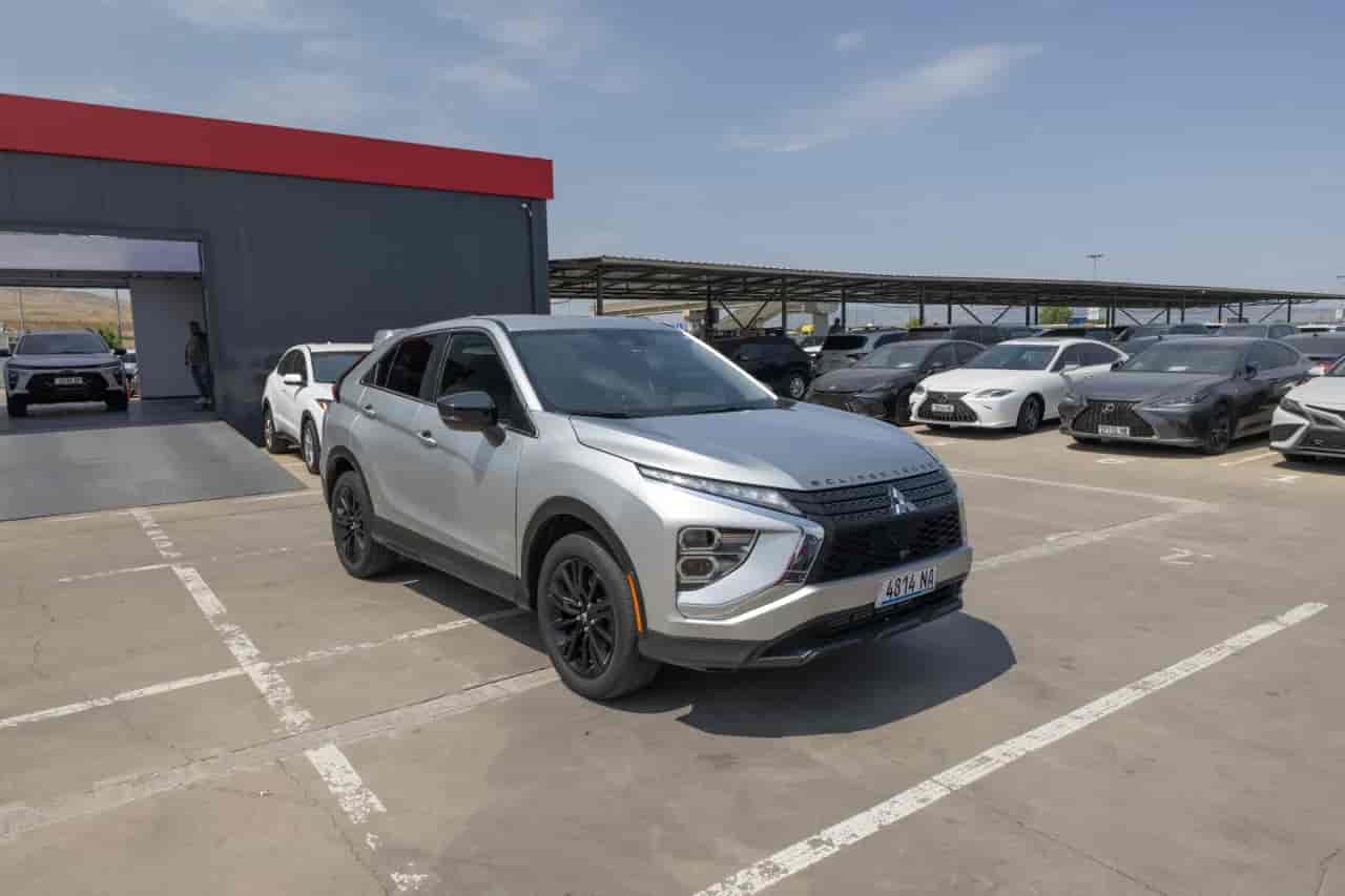 MITSUBISHI Eclipse Cross - 3
