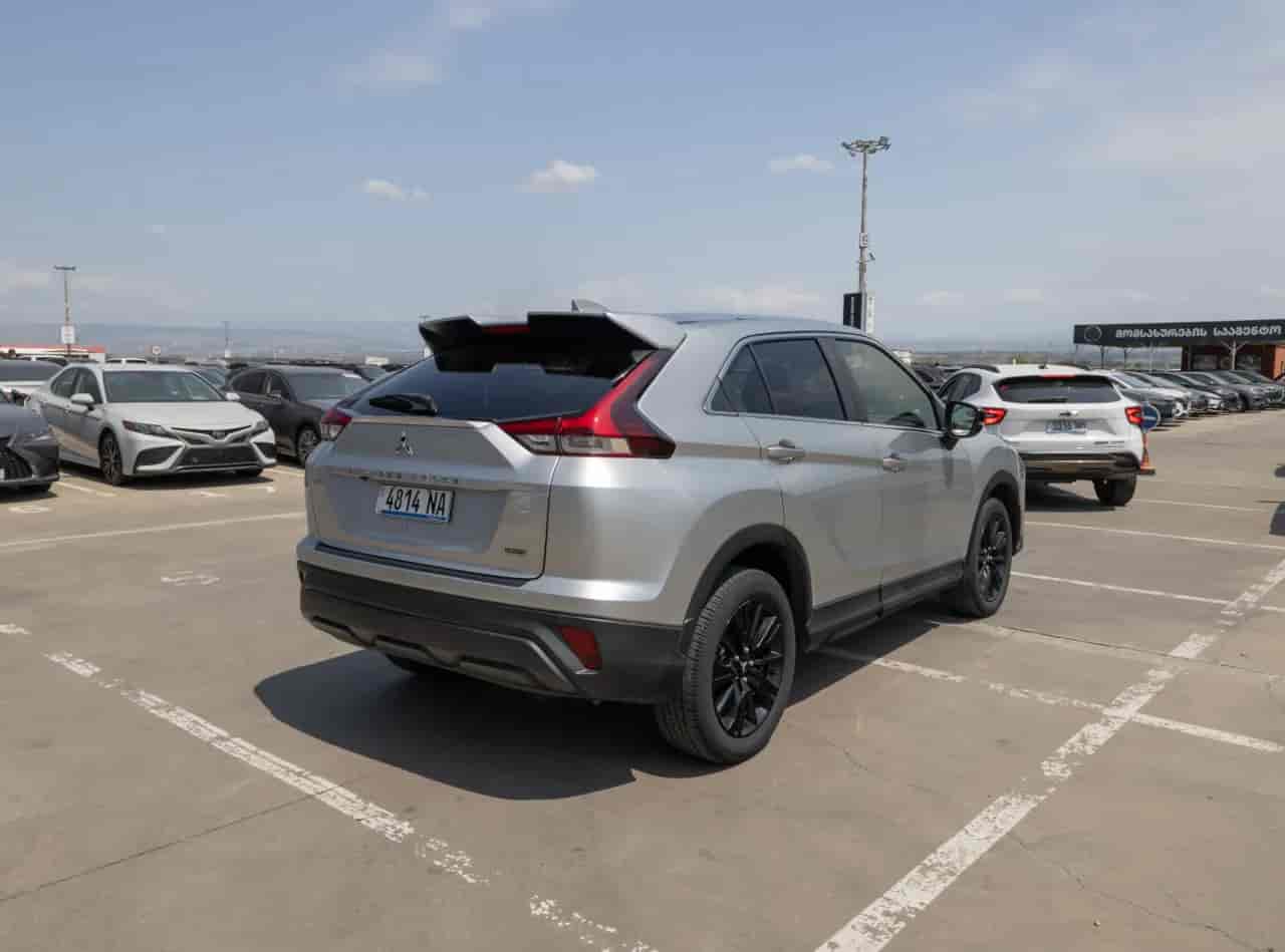 MITSUBISHI Eclipse Cross - 4