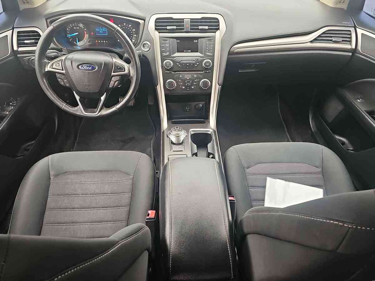 FORD Fusion - 8