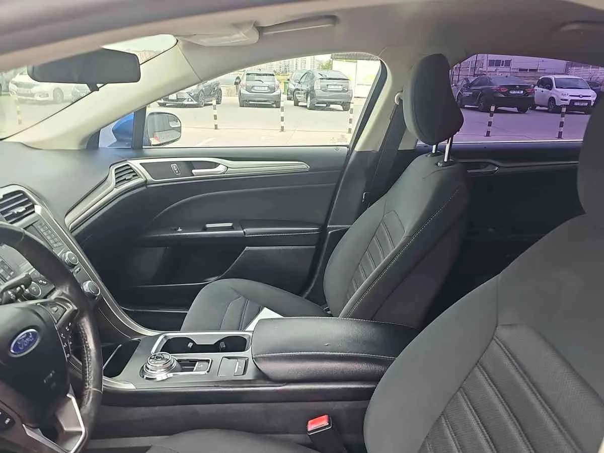 FORD Fusion - 9