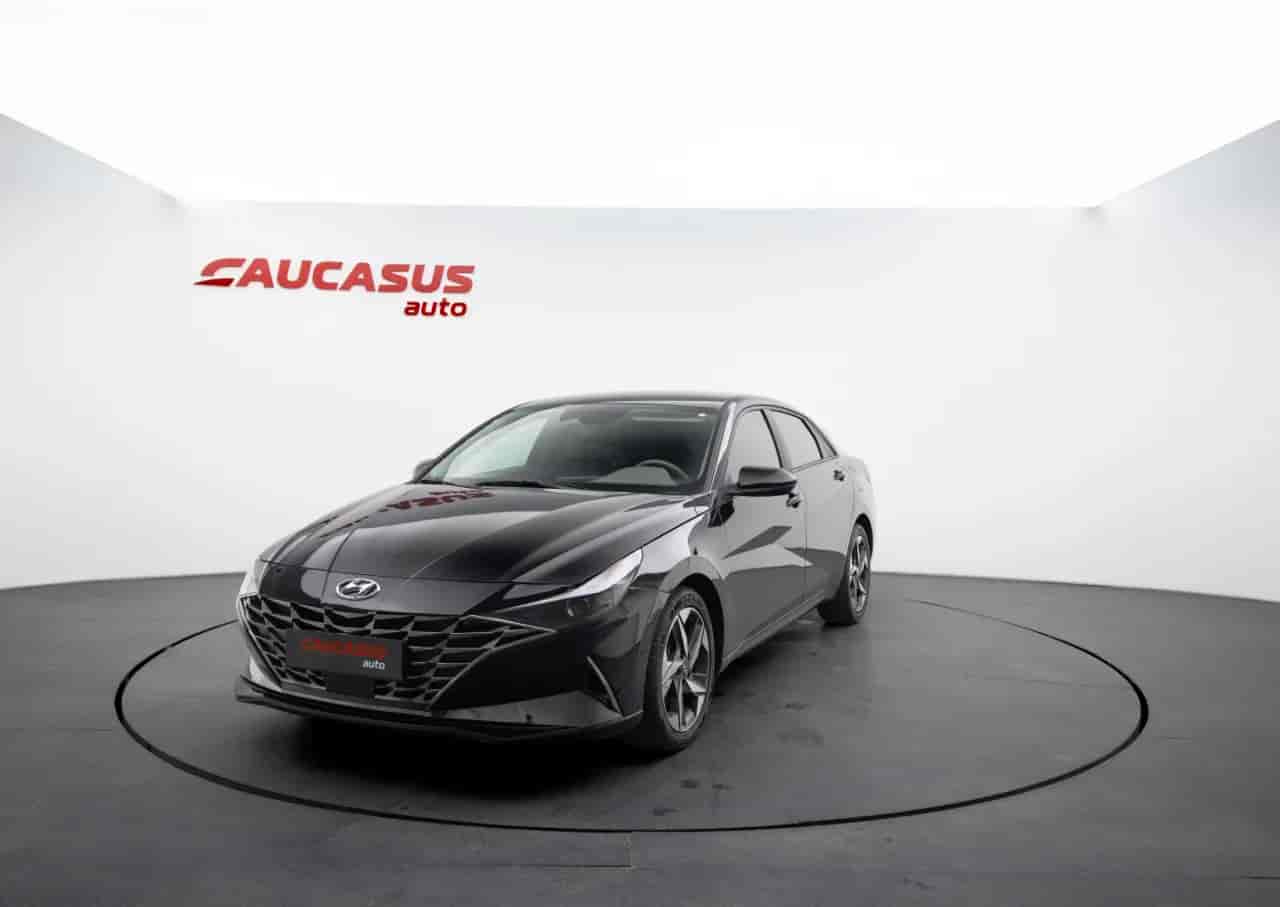 HYUNDAI Elantra - 1