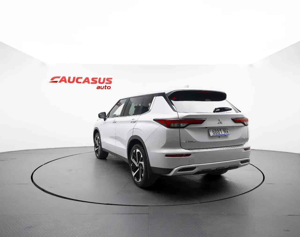MITSUBISHI Outlander - 6