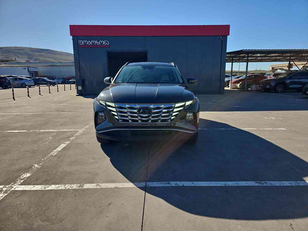 HYUNDAI Tucson - 2
