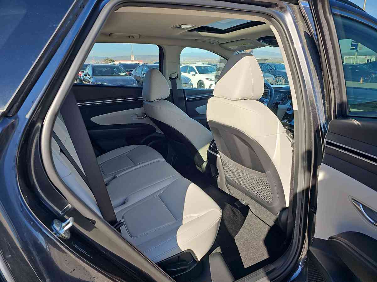 HYUNDAI Tucson - 7