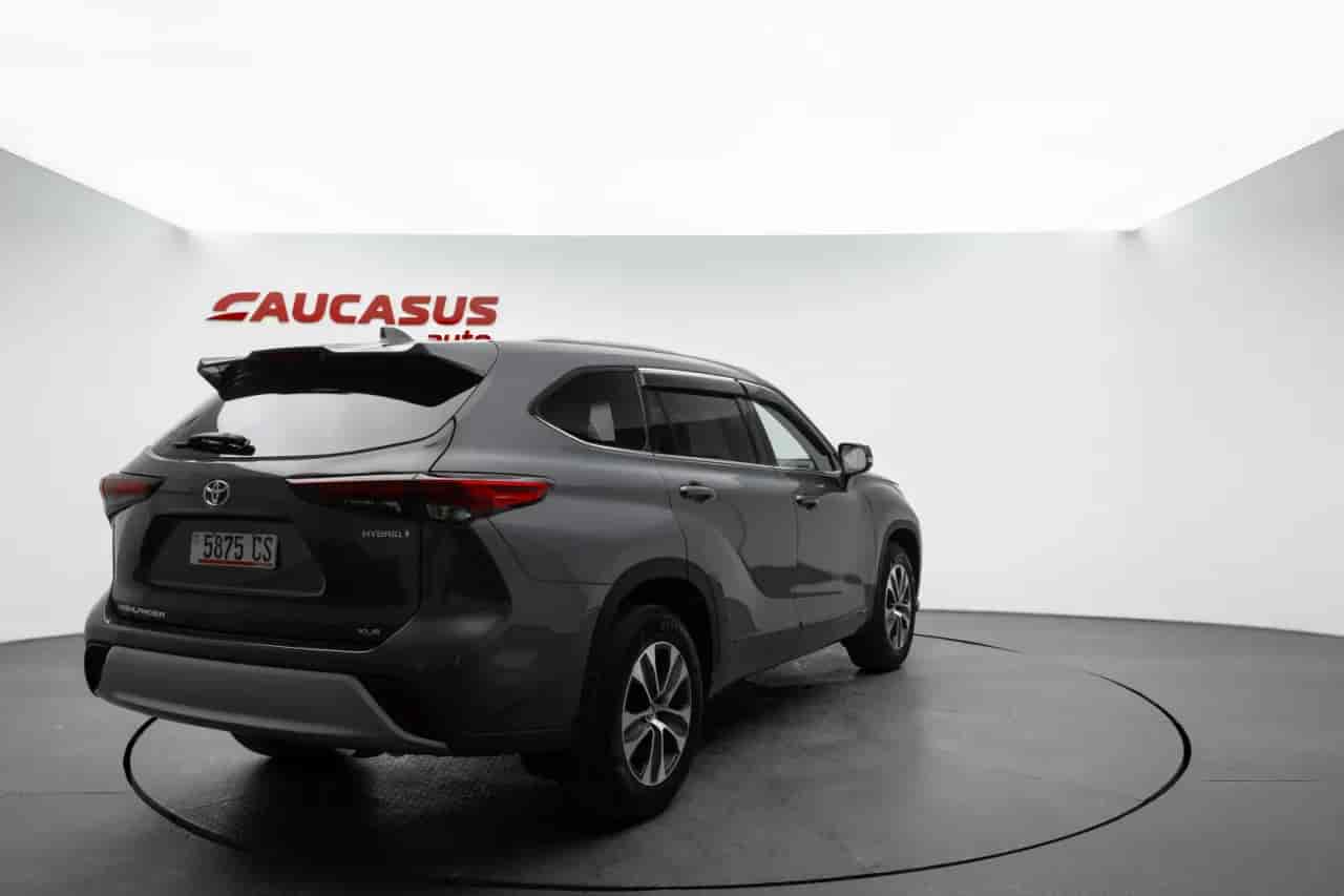 TOYOTA Highlander - 4