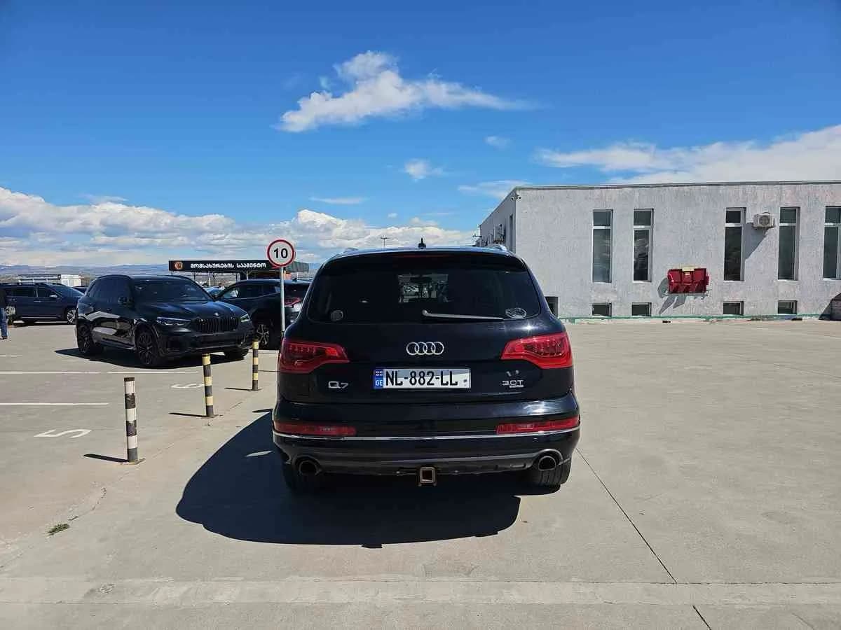 AUDI Q7 - 5
