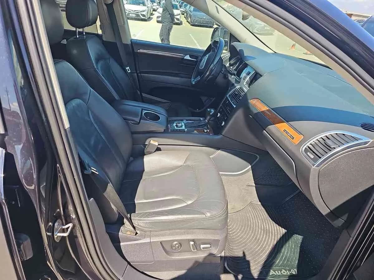 AUDI Q7 - 7