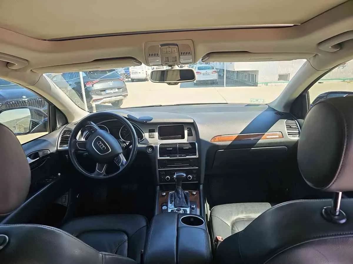 AUDI Q7 - 9