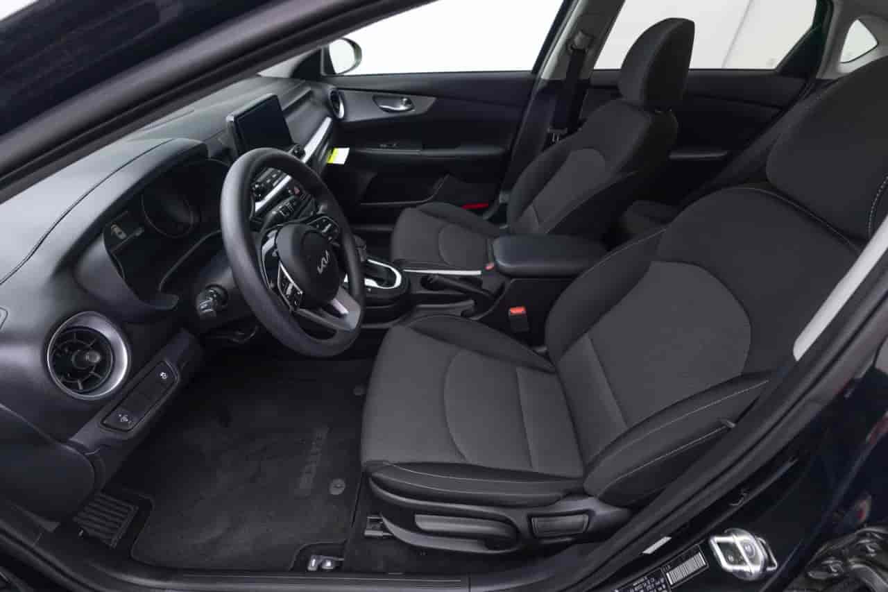 KIA Forte - 10