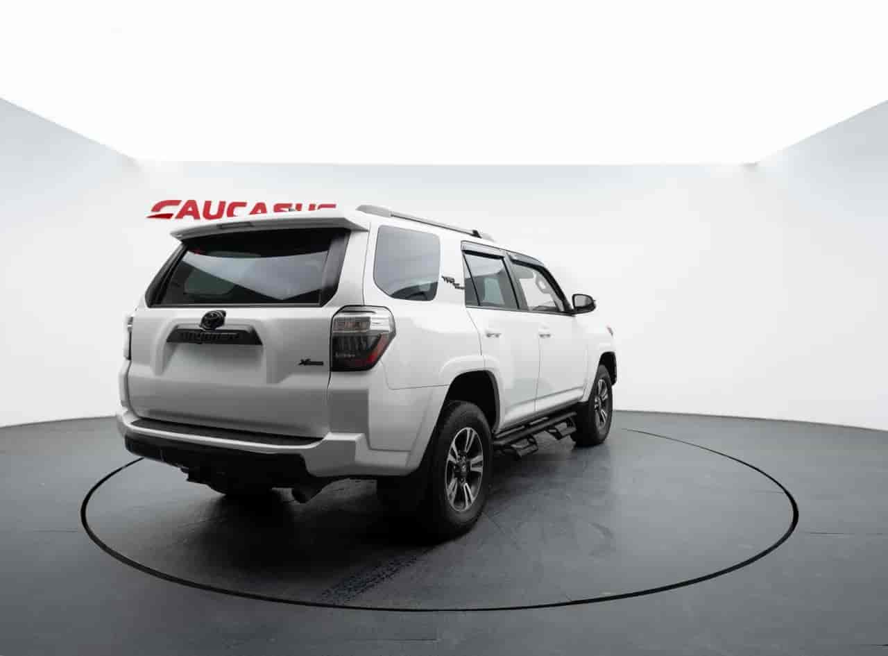 TOYOTA 4-Runner - 4