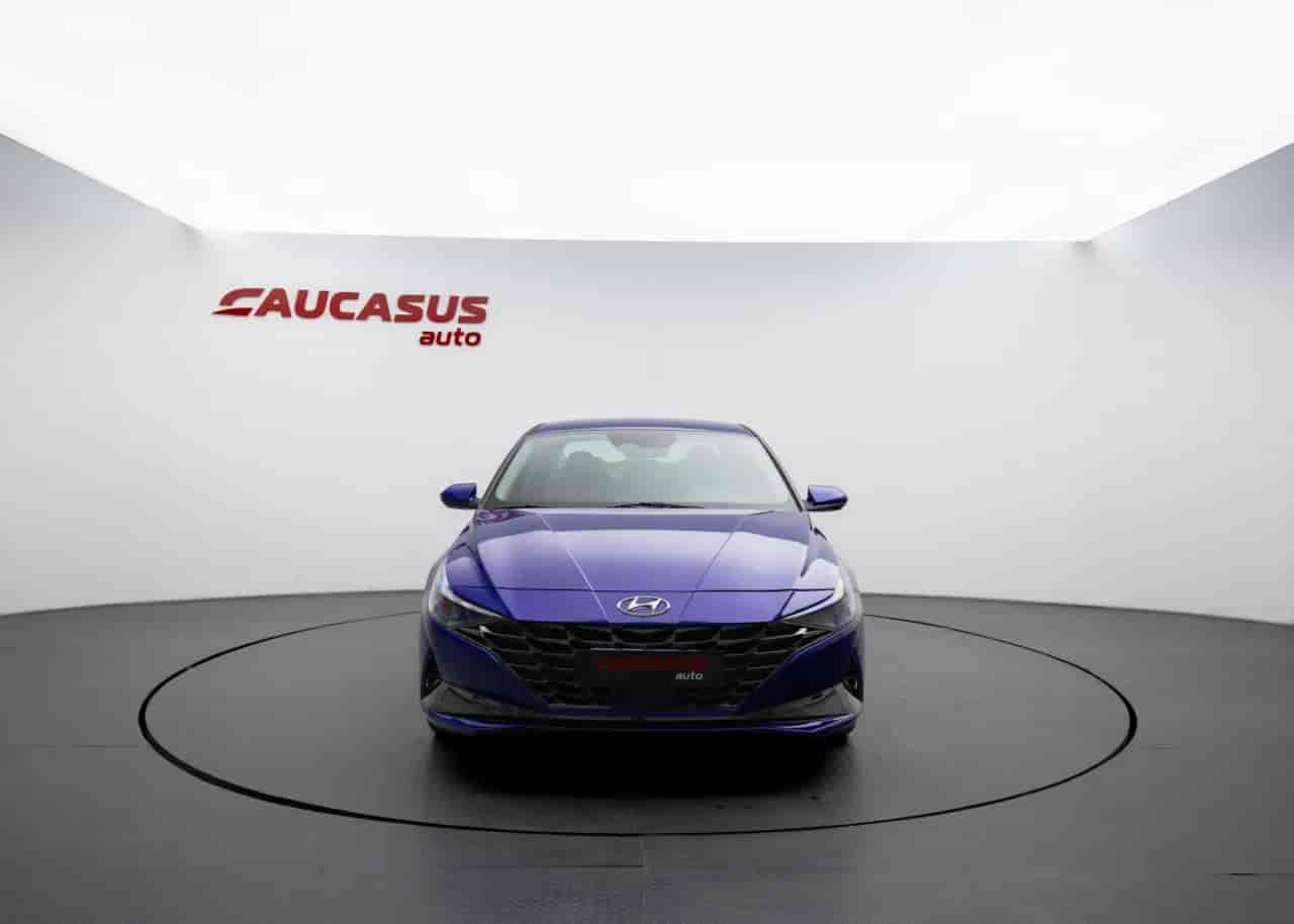 HYUNDAI Elantra - 2