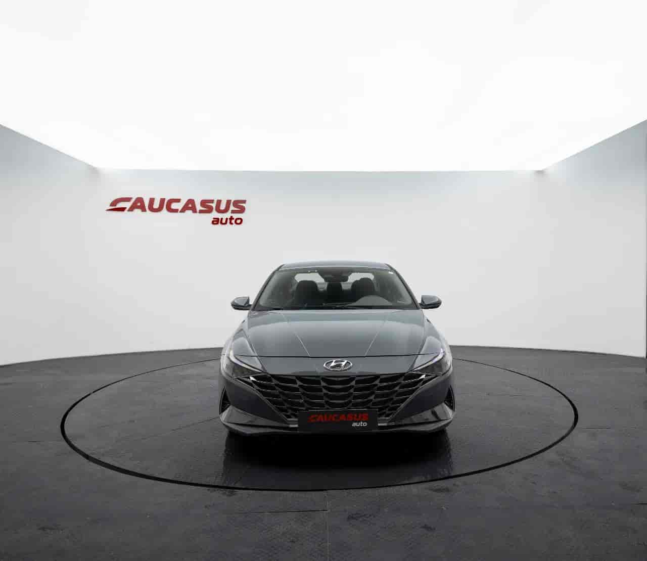 HYUNDAI Elantra - 2