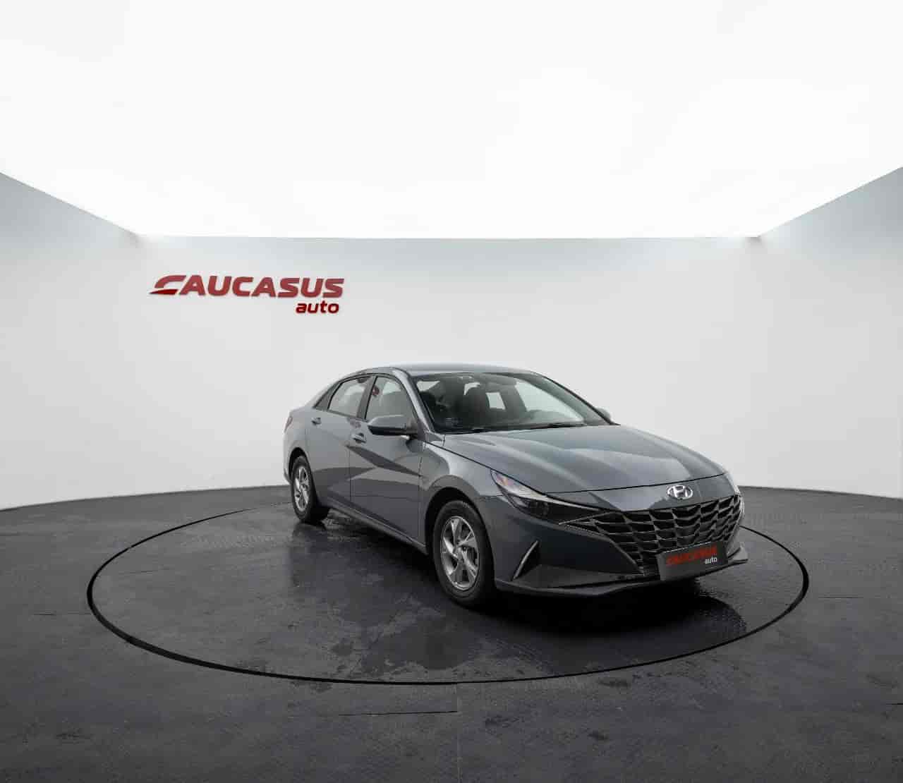 HYUNDAI Elantra - 3
