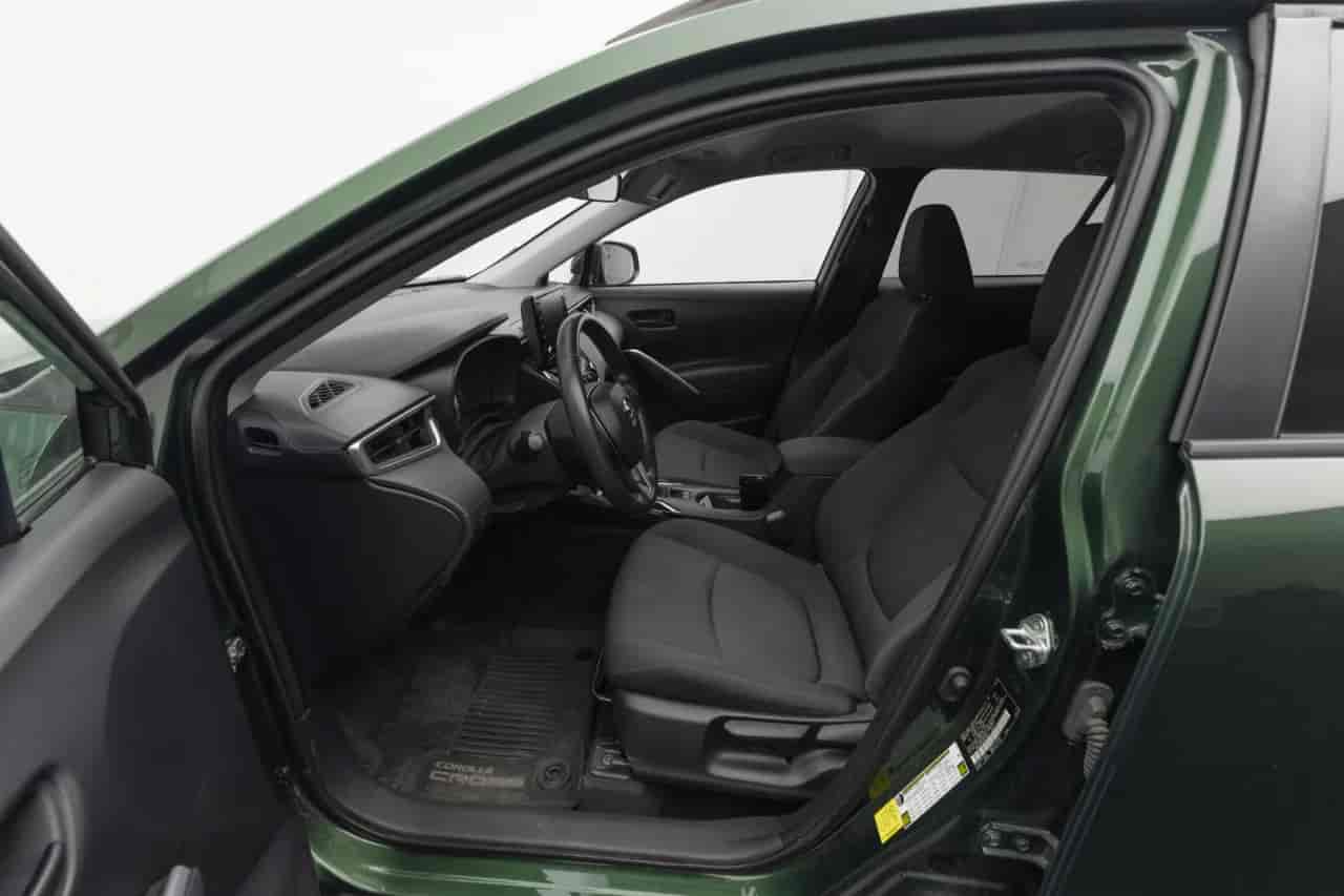 TOYOTA Corolla Cross - 10