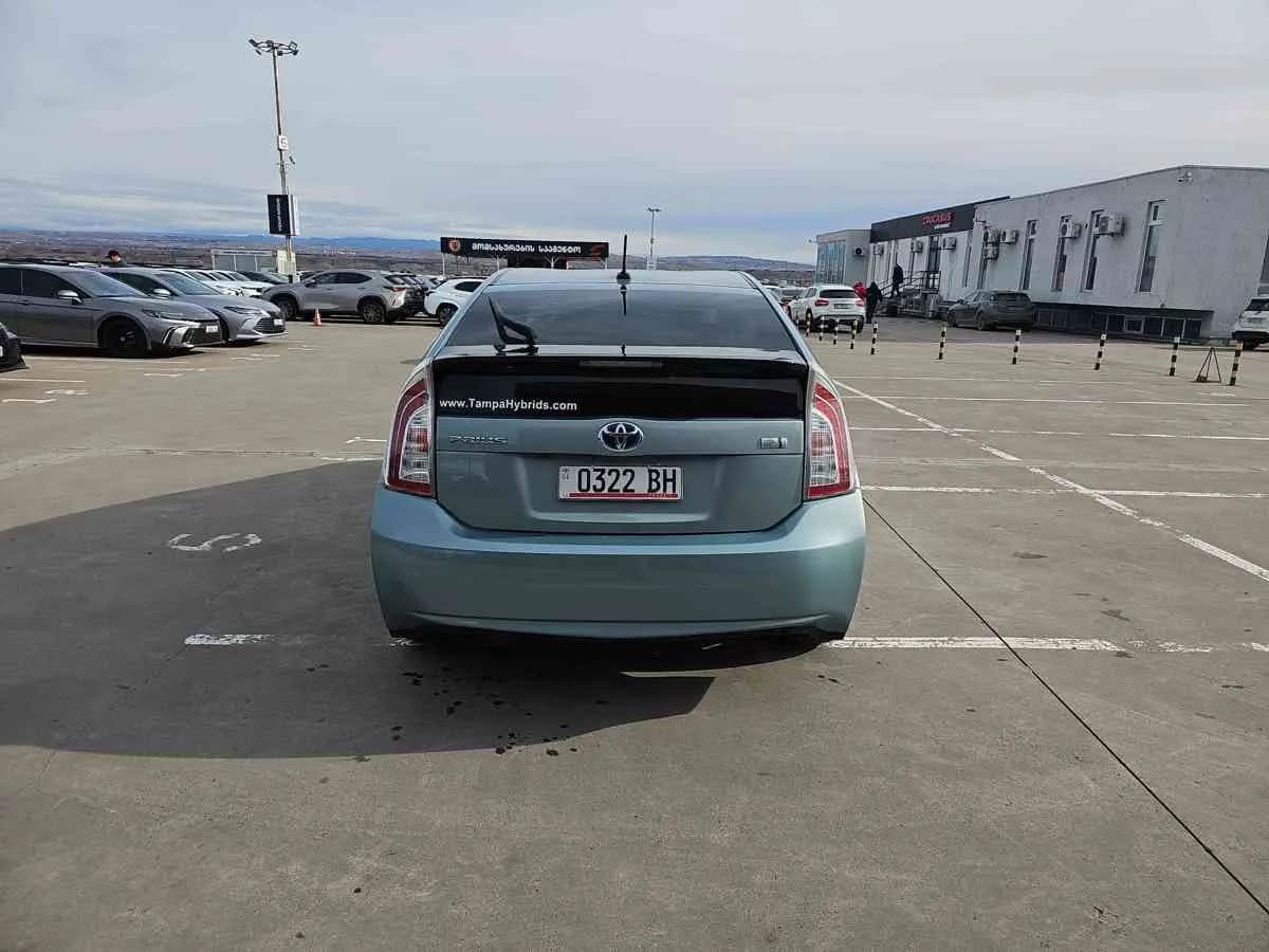 TOYOTA Prius - 5
