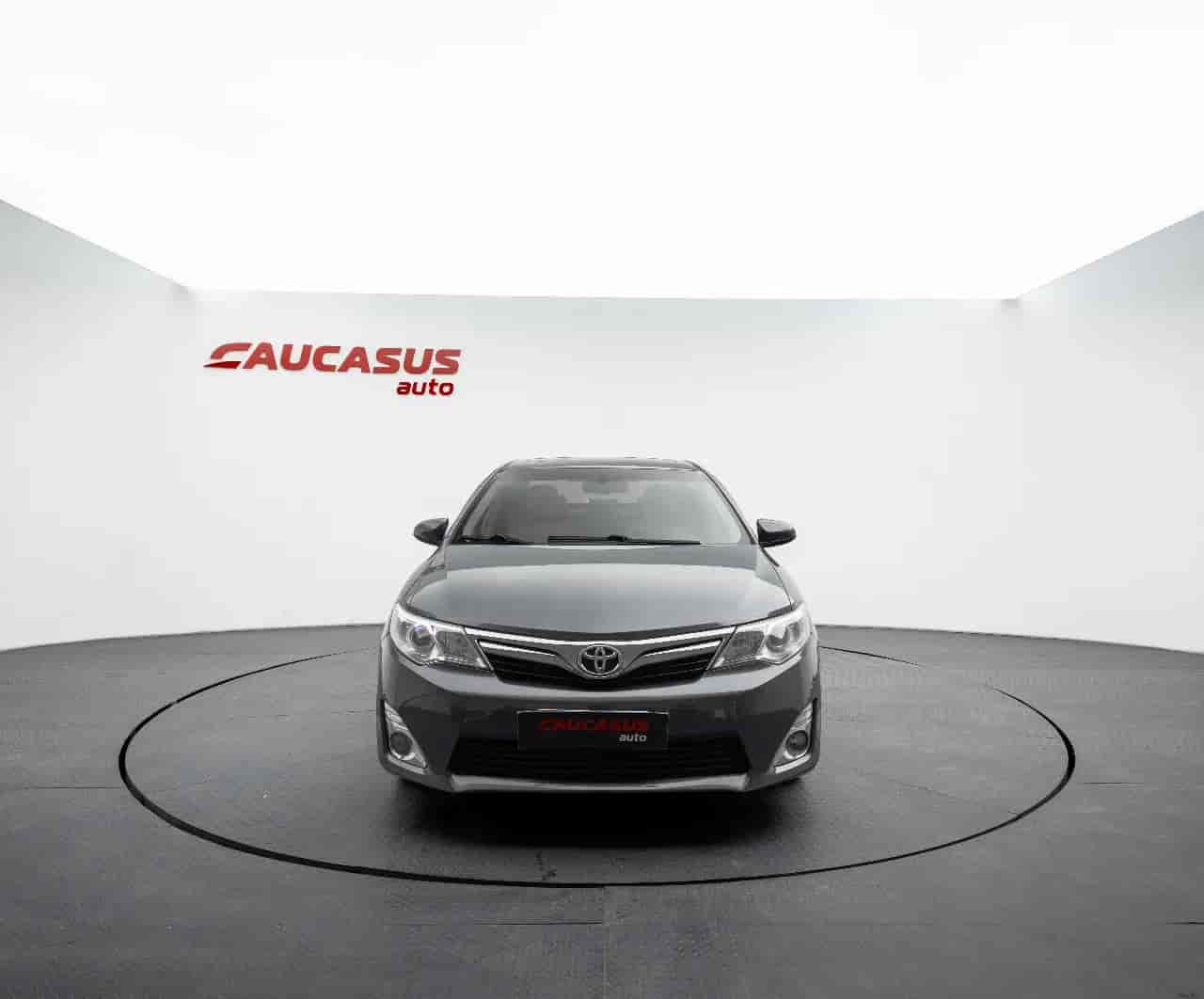TOYOTA Camry - 2