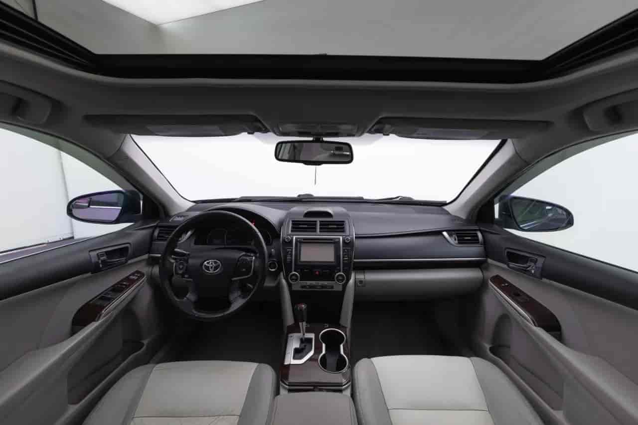 TOYOTA Camry - 9