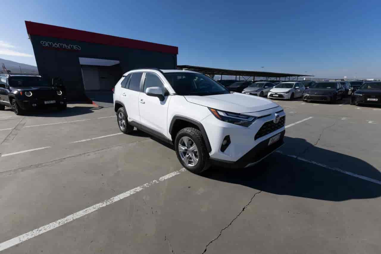 TOYOTA RAV4 - 3