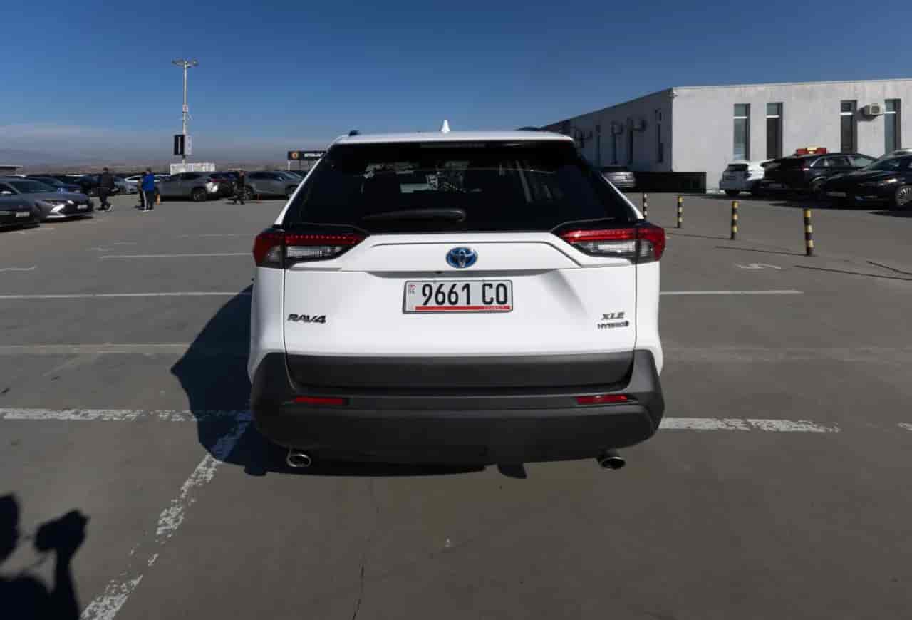 TOYOTA RAV4 - 5