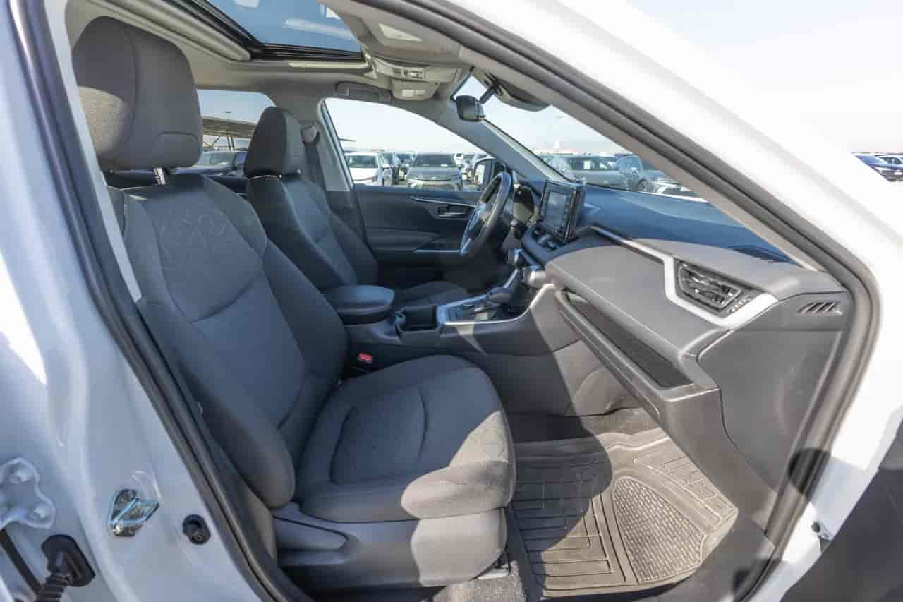 TOYOTA RAV4 - 10
