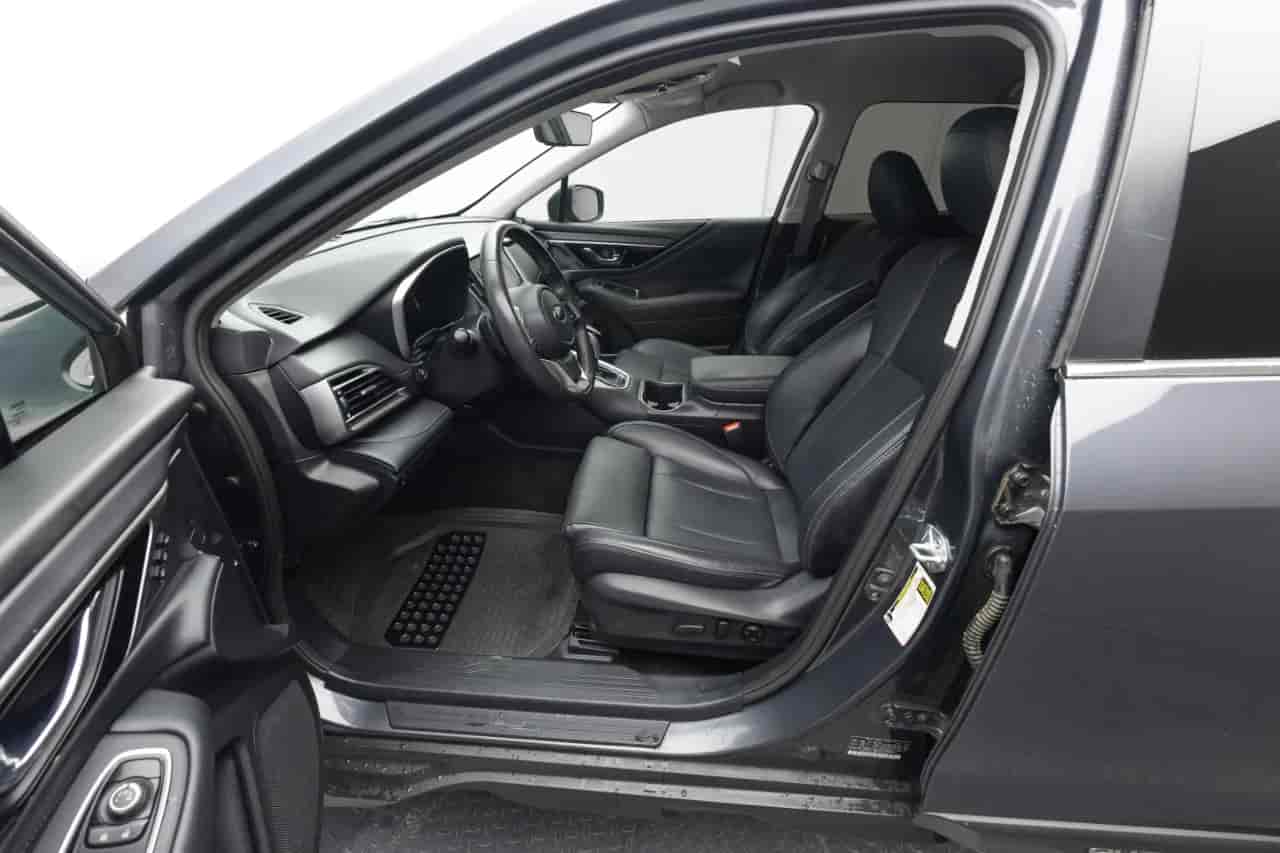 SUBARU Outback - 10