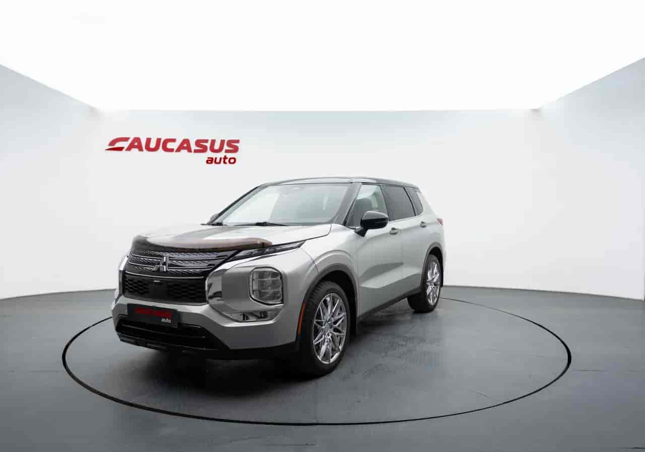 MITSUBISHI Outlander - 1