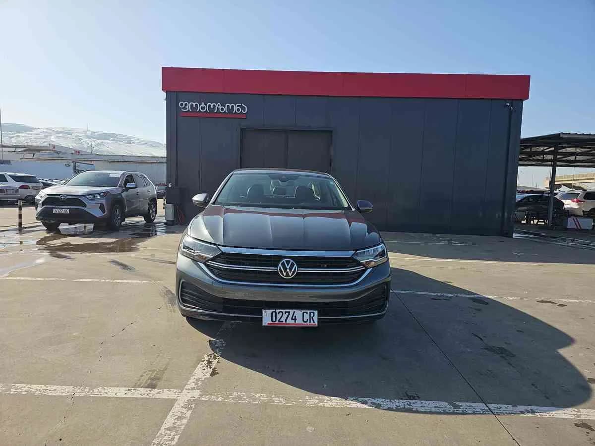 VOLKSWAGEN Jetta - 2